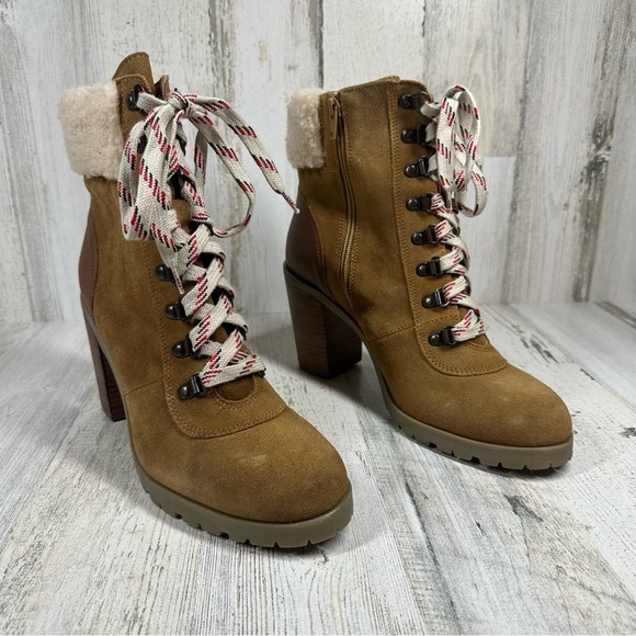 NEW Crevo Joan Faux Shearling Collar Block Heel Ankle Bootie #213 - Picture 10 of 12